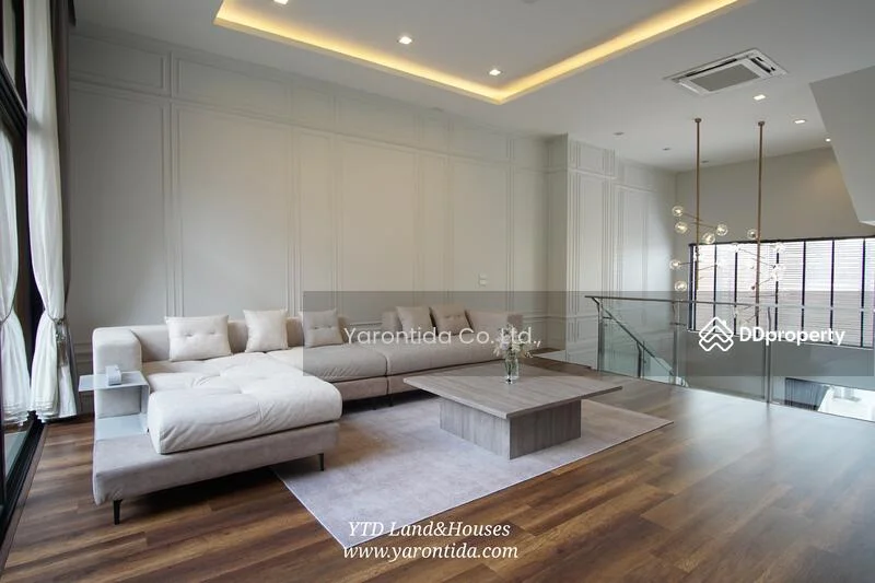4 Bedroom condo in The Park Lane Sukhumvit 105-Lasalle 24