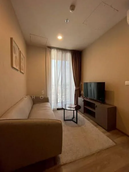 1 Bedroom condo in Oka Haus Sukhumvit 36