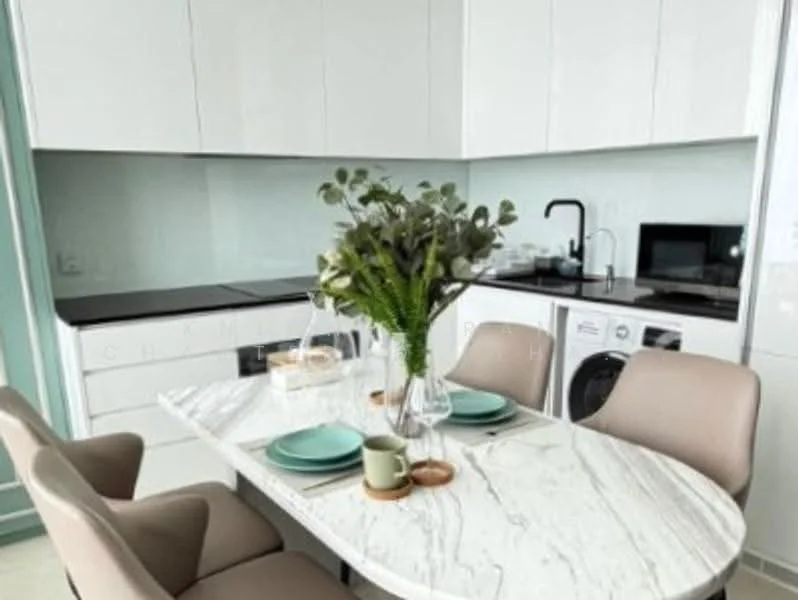 1 Bedroom condo in Tait Sathorn 12