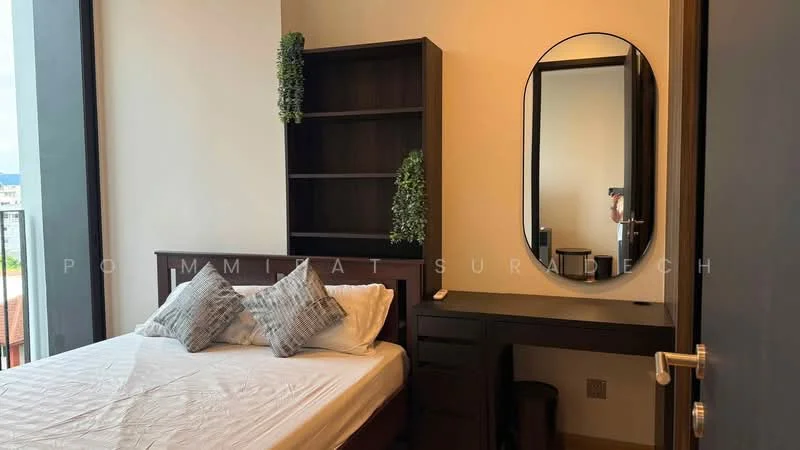 1 Bedroom condo in Noble Around Ari