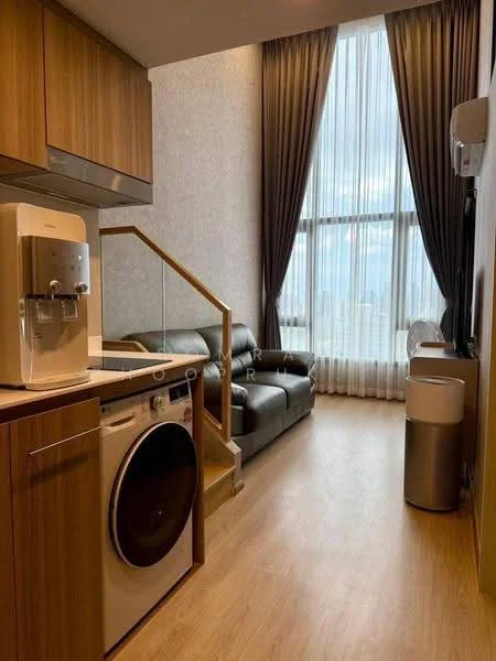 2 Bedroom condo in Life Rama 4-Asoke