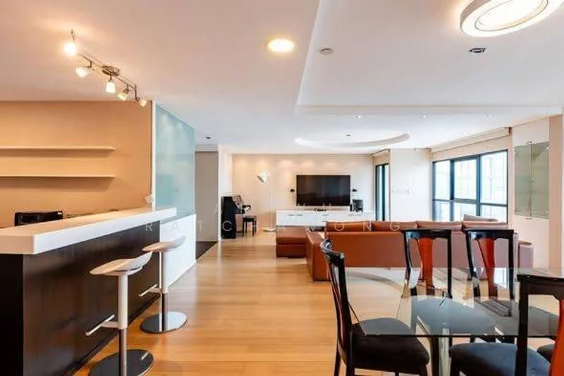 3 Bedroom condo in Sathorn Gardens