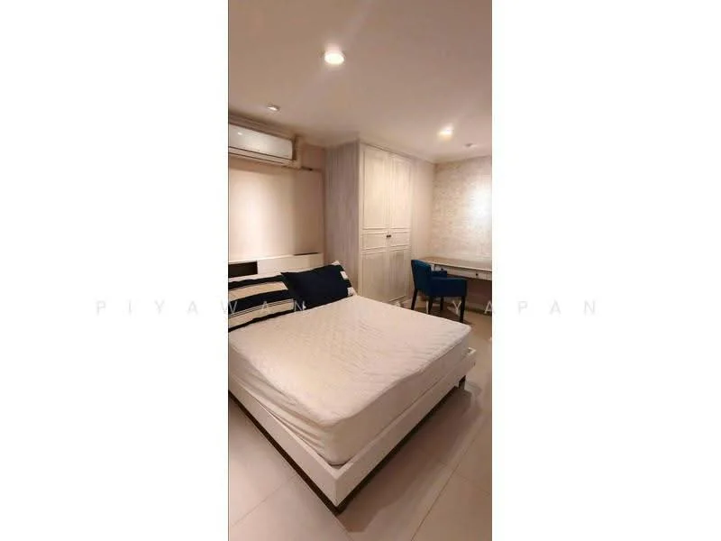 2 Bedroom condo in Beverly Tower