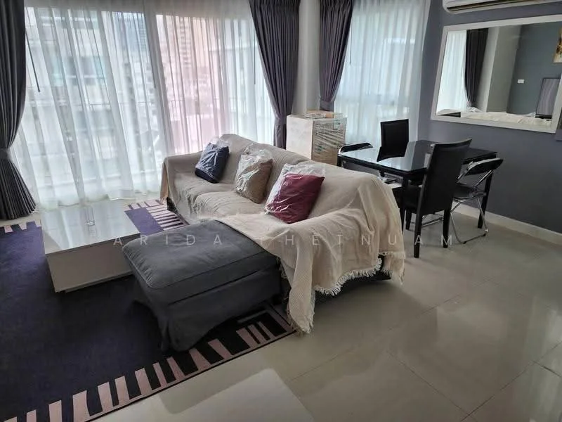 1 Bedroom condo in The Clover Thonglor Residence