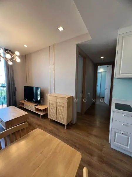 2 Bedroom condo in Noble BE33