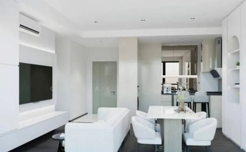 2 Bedroom condo in Park Origin Thonglor