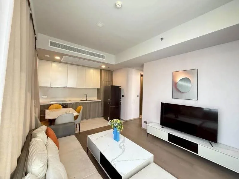2 Bedroom condo in Celes Asoke