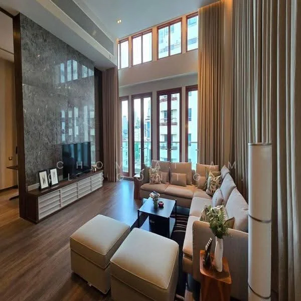 3 Bedroom condo in The Crest Ruamrudee