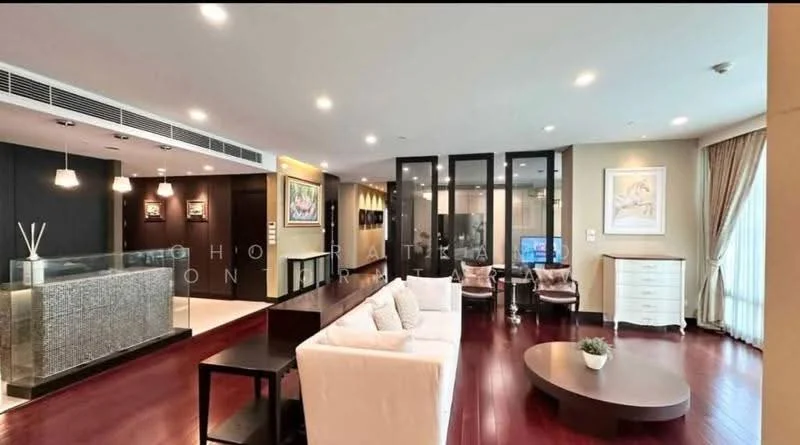 3 Bedroom condo in The Park Chidlom