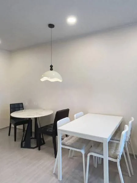 2 Bedroom condo in Life Asoke-Rama 9
