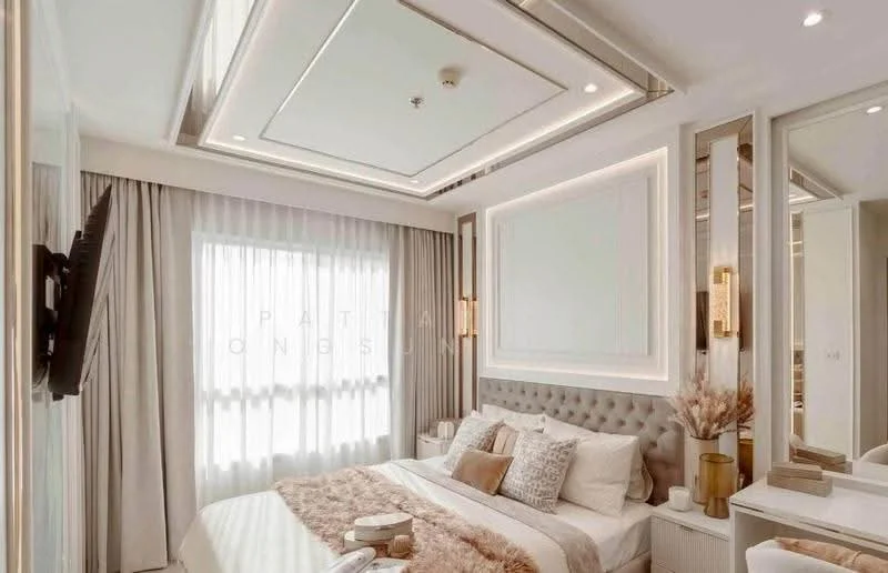 2 Bedroom condo in Life Ratchadapisek
