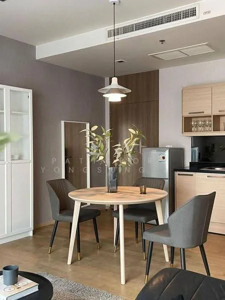 1 Bedroom condo in Noble Reveal