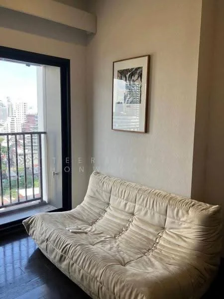 1 Bedroom condo in Park Origin Thonglor
