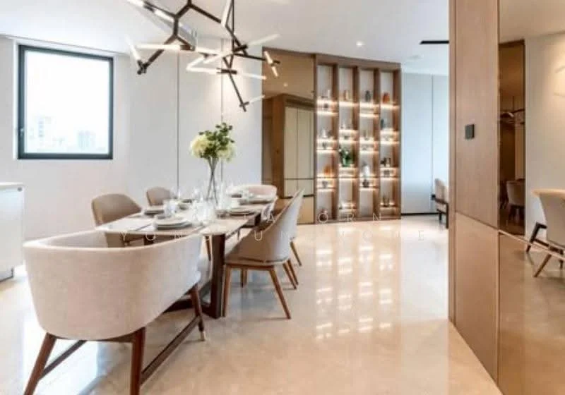 2 Bedroom condo in Banyan Tree Residences Riverside
