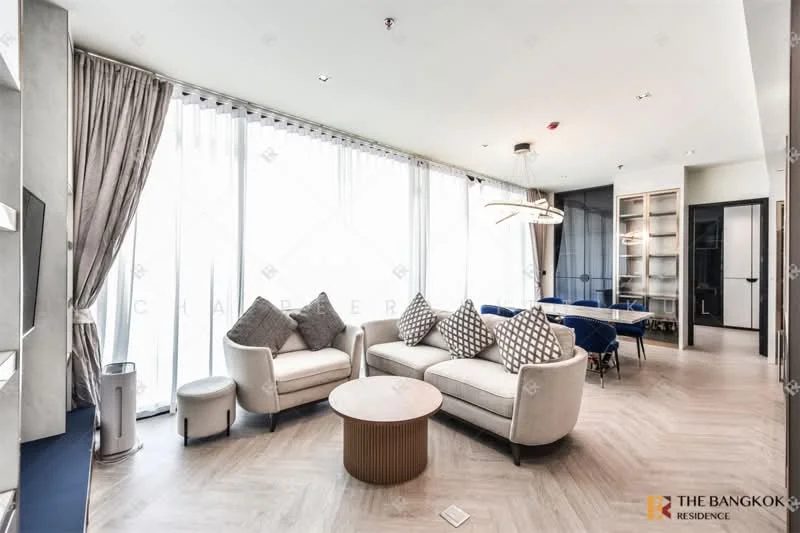 3 Bedroom condo in Chapter Charoennakhon–Riverside