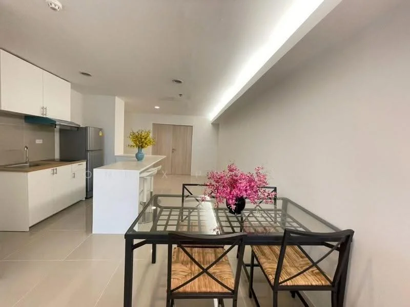 2 Bedroom condo in The Waterford Diamond Tower Sukhumvit