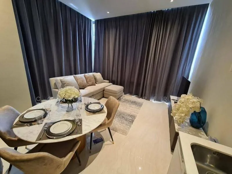 2 Bedroom condo in ASHTON Silom