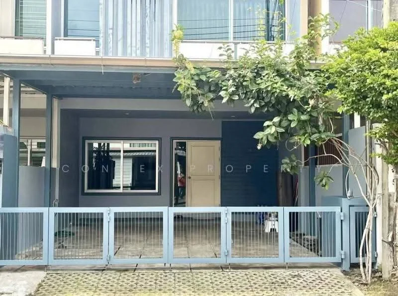 3 Bedroom condo in The Plant Citi Ladprao 71