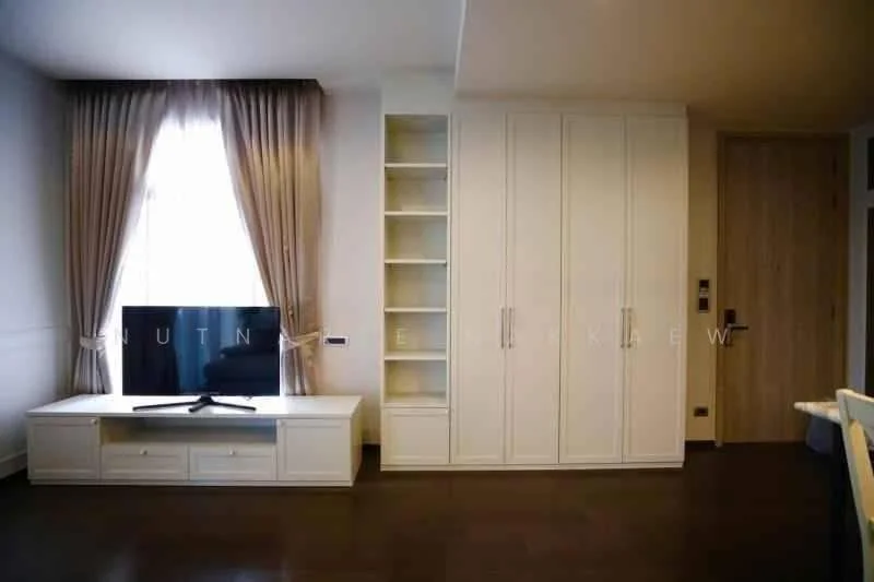 2 Bedroom condo in The XXXIX By Sansiri