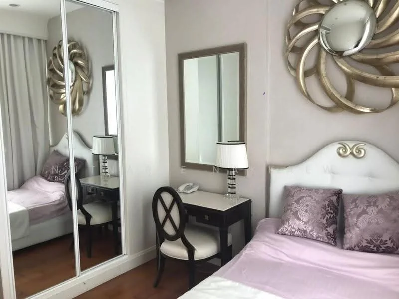2 Bedroom condo in Q Langsuan