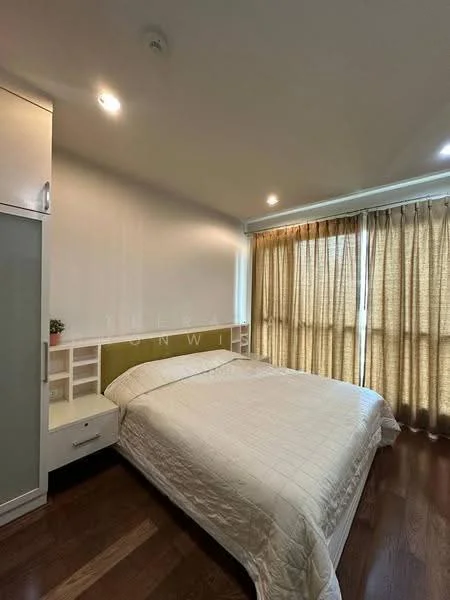 2 Bedroom condo in The Address Chidlom