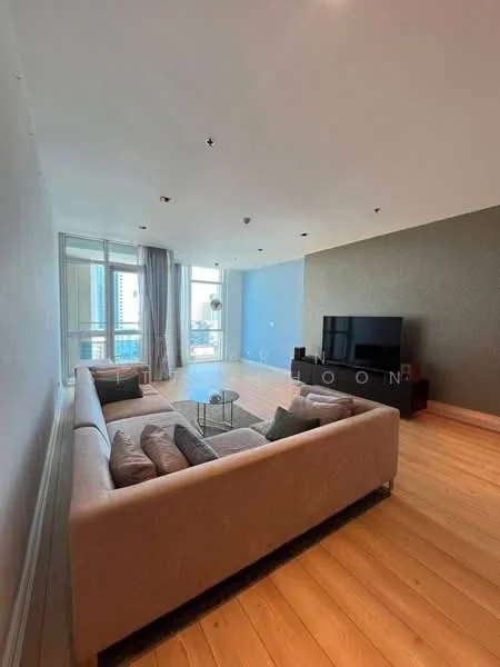 2 Bedroom condo in Athenee Residence