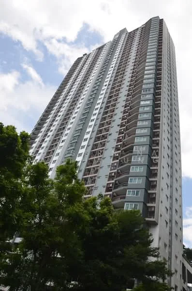 2 Bedroom condo in Supalai Park Ekkamai-Thonglor