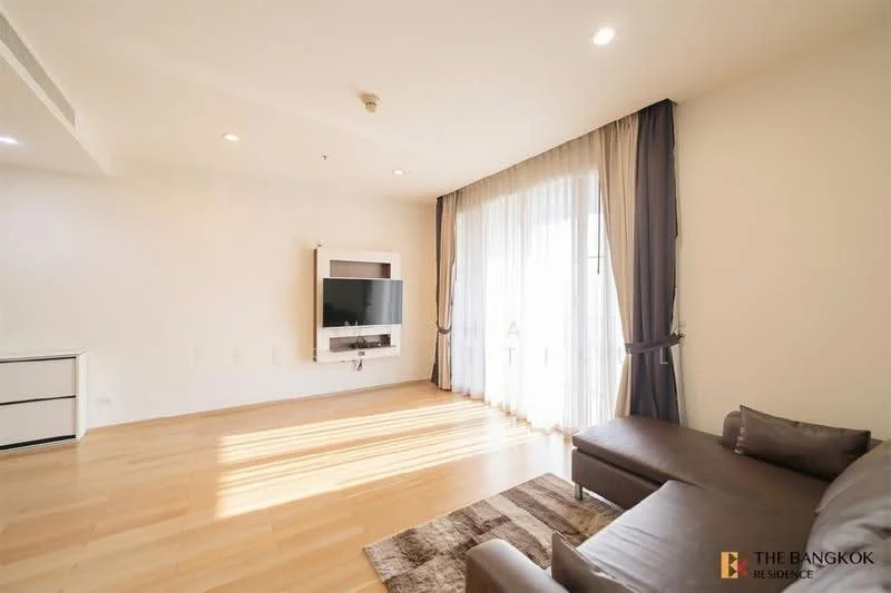 2 Bedroom condo in 39 by Sansiri