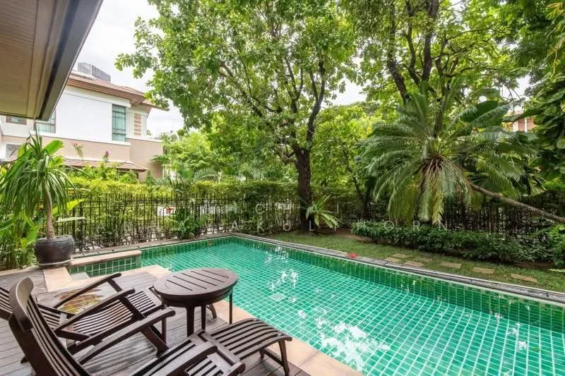 5 Bedroom condo in Baan Sansiri Sukhumvit 67