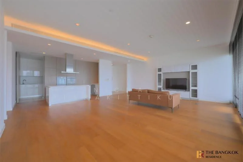 3 Bedroom condo in 185 Rajadamri