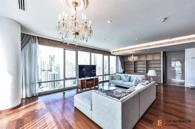 4 Bedroom condo in 185 Rajadamri