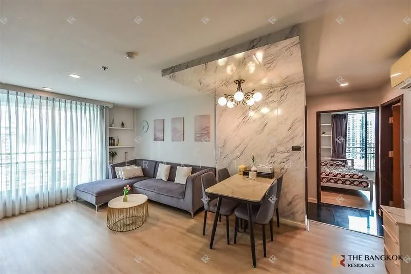 2 Bedroom condo in Baan Pathumwan