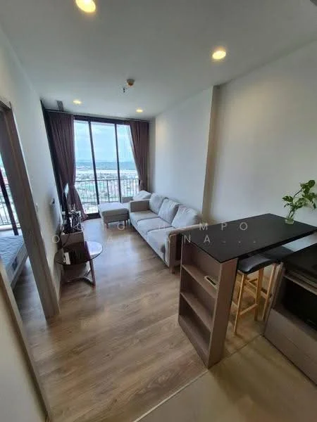 1 Bedroom condo in Oka Haus Sukhumvit 36