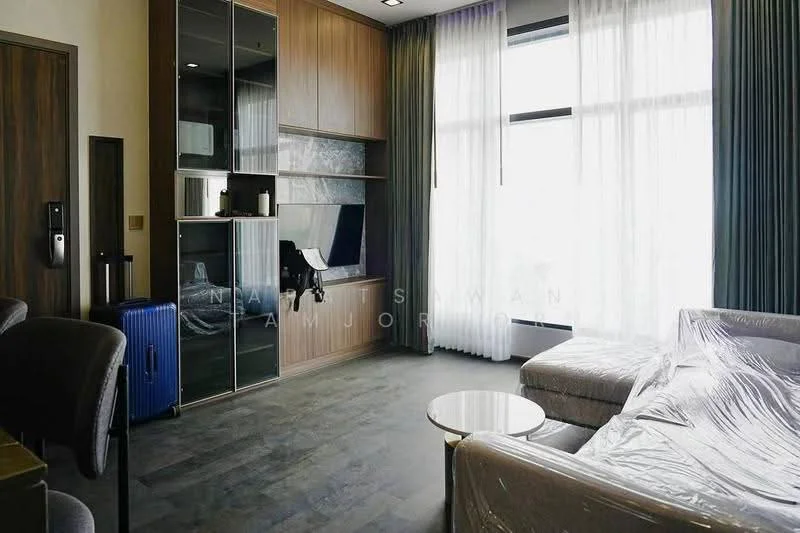 2 Bedroom condo in CONNER Ratchathewi