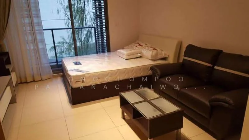 1 Bedroom condo in The Lofts Ekkamai