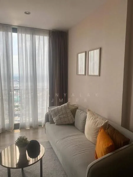1 Bedroom condo in Oka Haus Sukhumvit 36