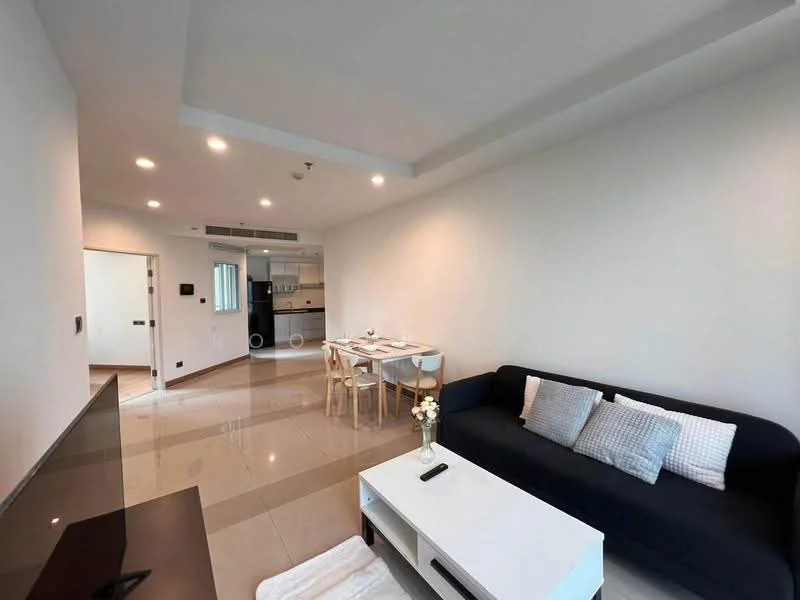 2 Bedroom condo in Supalai Wellington