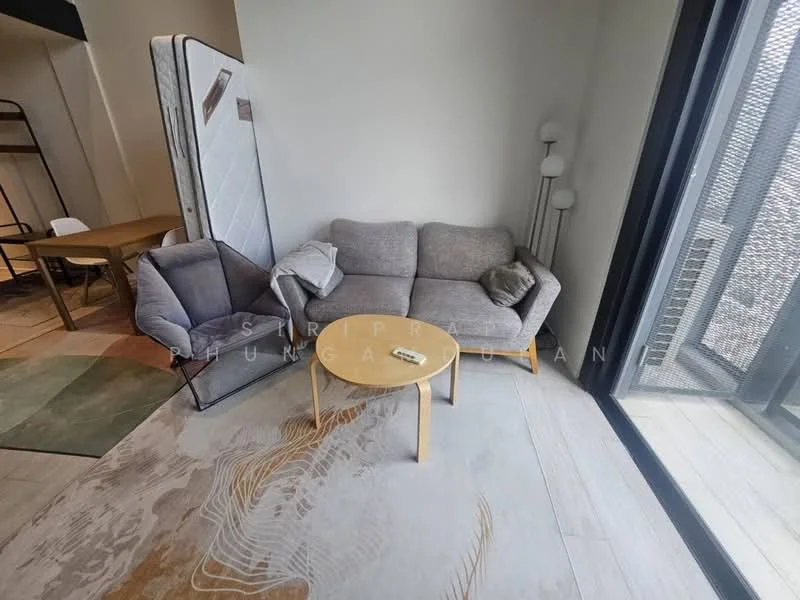 1 Bedroom condo in The Lofts Silom