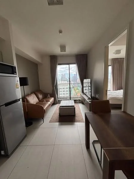 1 Bedroom condo in The Lofts Ekkamai
