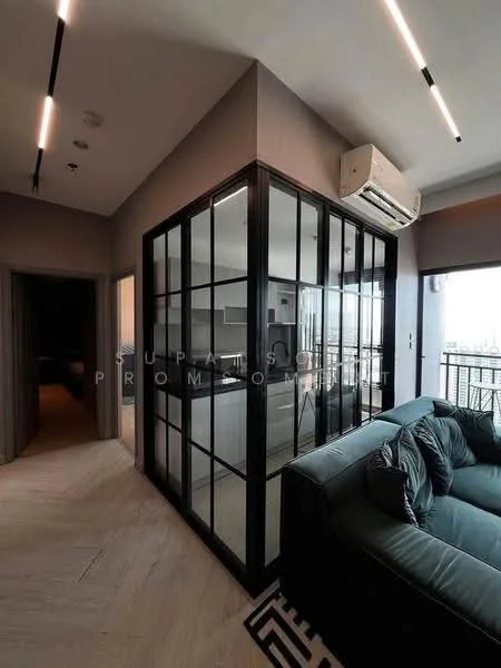 2 Bedroom condo in Supalai Loft @ Talat Phlu Station