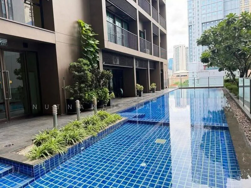 2 Bedroom condo in Noble Refine