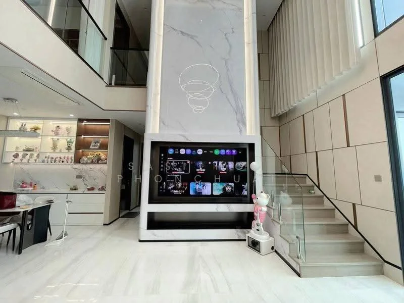 4 Bedroom condo in Supalai Icon Sathorn