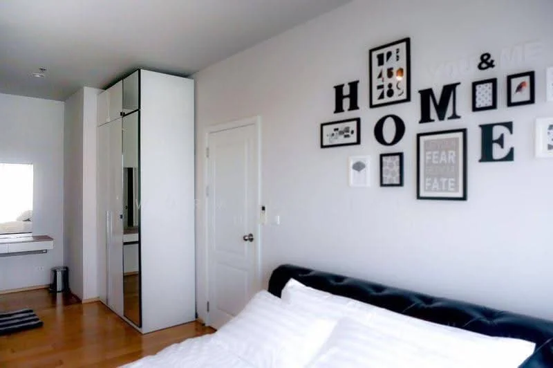 1 Bedroom condo in Hive Sathorn