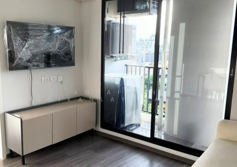 2 Bedroom condo in Flexi Sathorn - Charoennakorn