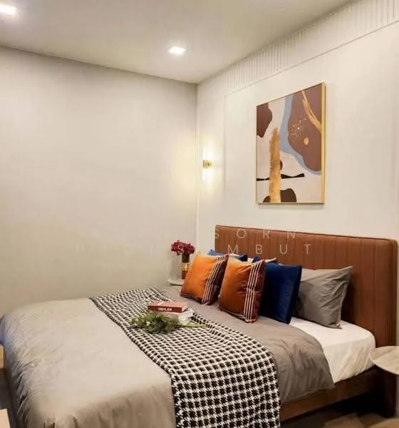 2 Bedroom condo in ASHTON Residence 41