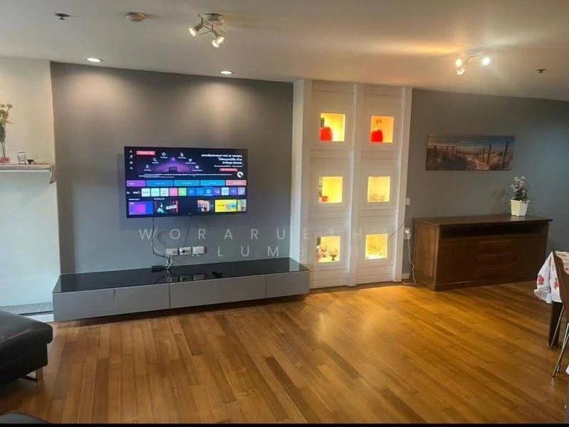 2 Bedroom condo in Witthayu Complex