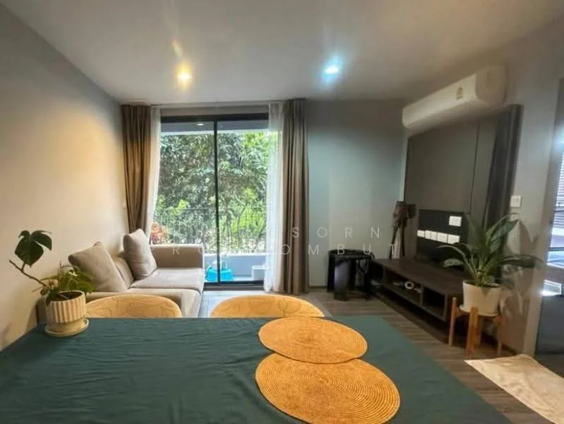 1 Bedroom condo in IDEO Mobi Sukhumvit 40