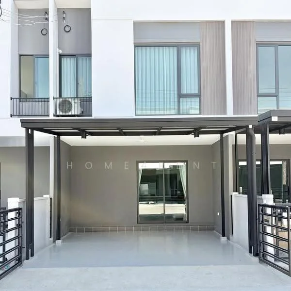 3 Bedroom condo in Pleno Sukhumvit-Bangna 3