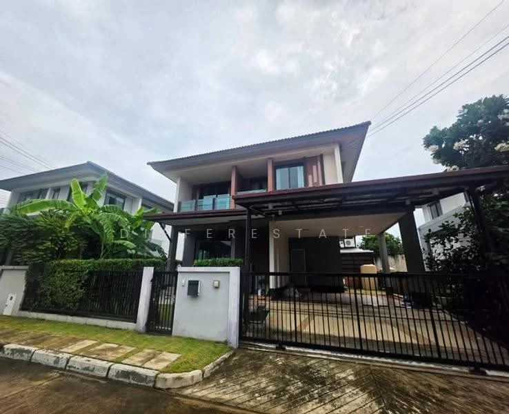3 Bedroom condo in Burasiri Wongwaen-On Nut