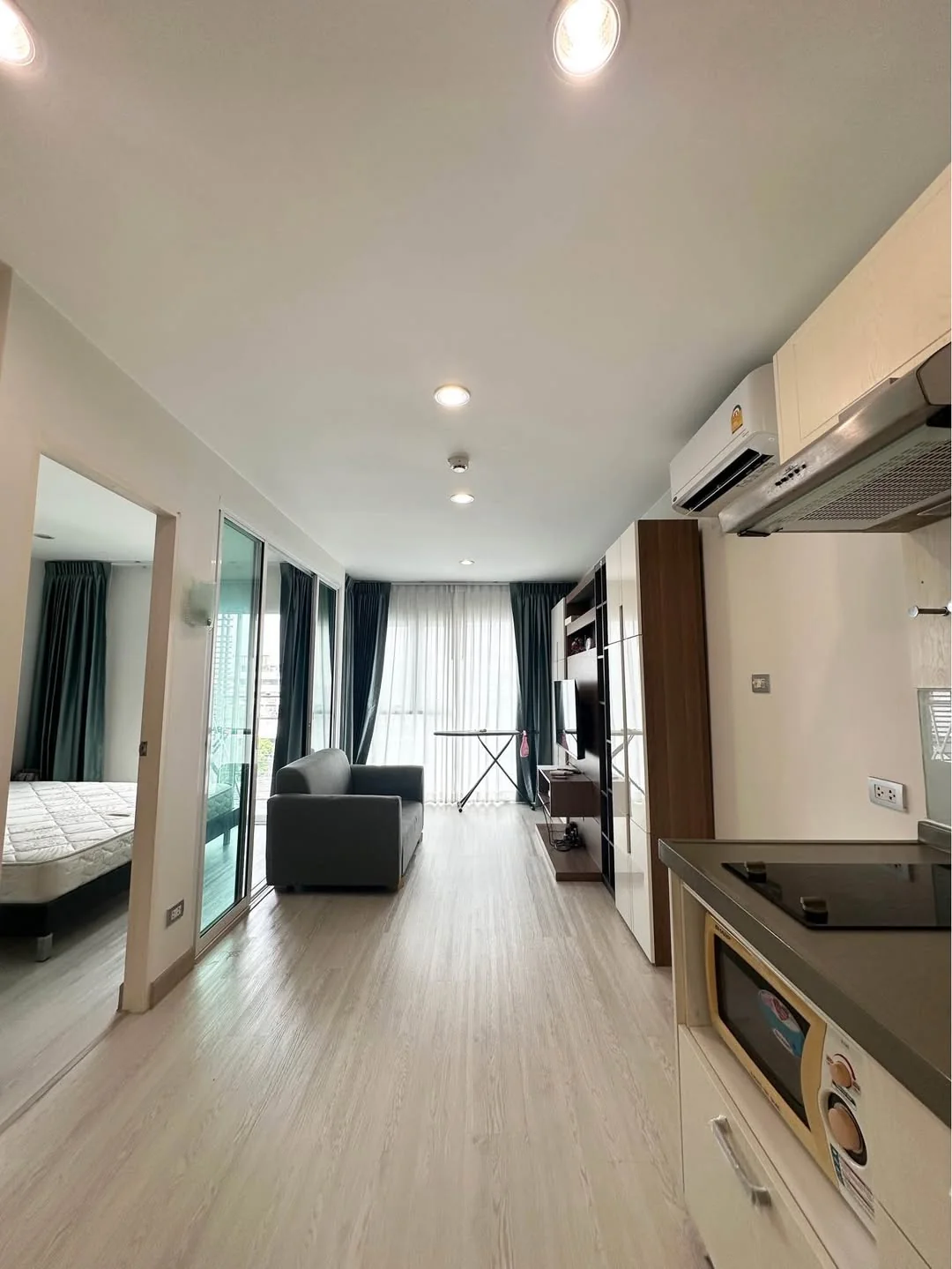 1 Bedroom condo in Tourmaline Gold Sathorn-Taksin